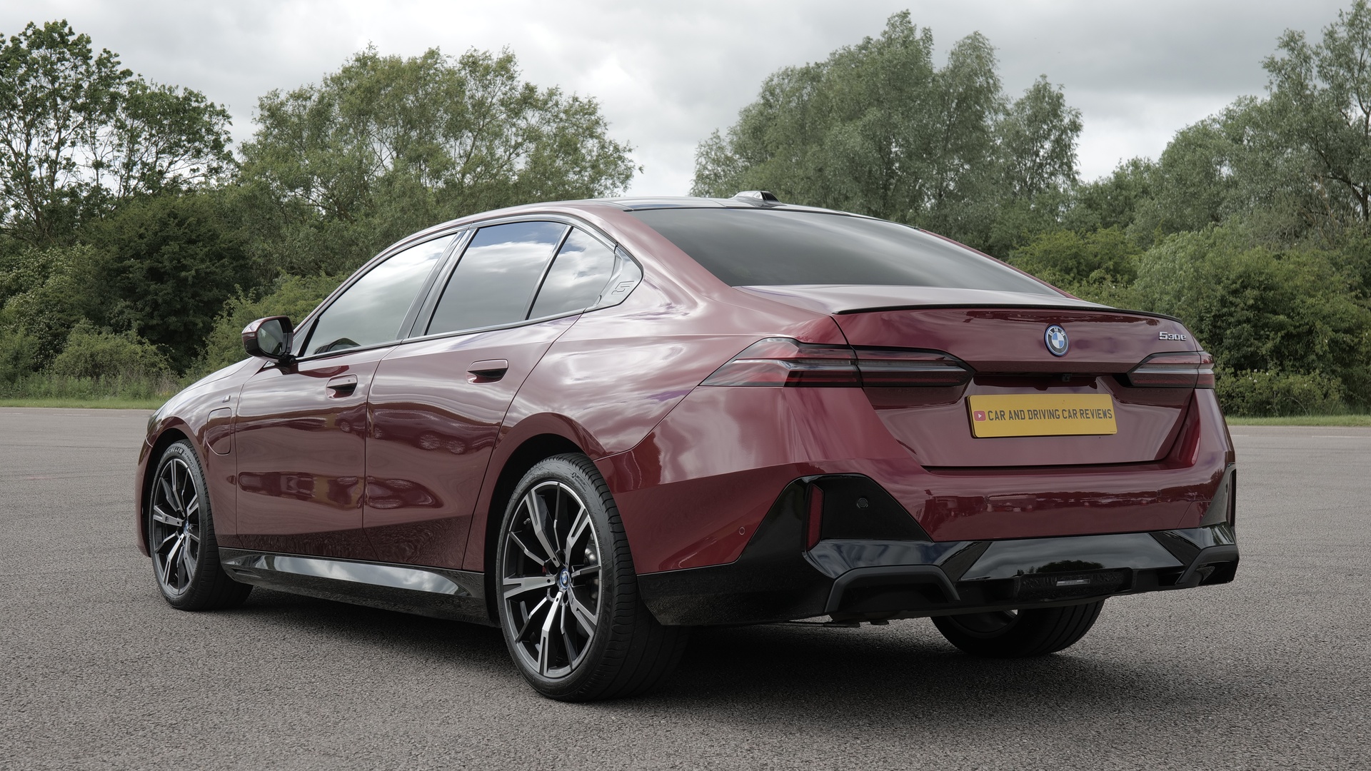 BMW 5 SERIES 520i M Sport 4dr Auto